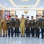Dewan Harian Daerah Badan Pembudayaan Kejuangan 45 (DHD 45) Sumatera Utara saat audiensi dengan Gubernur Sumatera Utara Muhammad Bobby Afif Nasution di Kantor Gubernur Sumut, Jalan Diponegoro Nomor 30 Medan, Senin 27 Juli 2026 (Foto: Diskominfo Sumut)